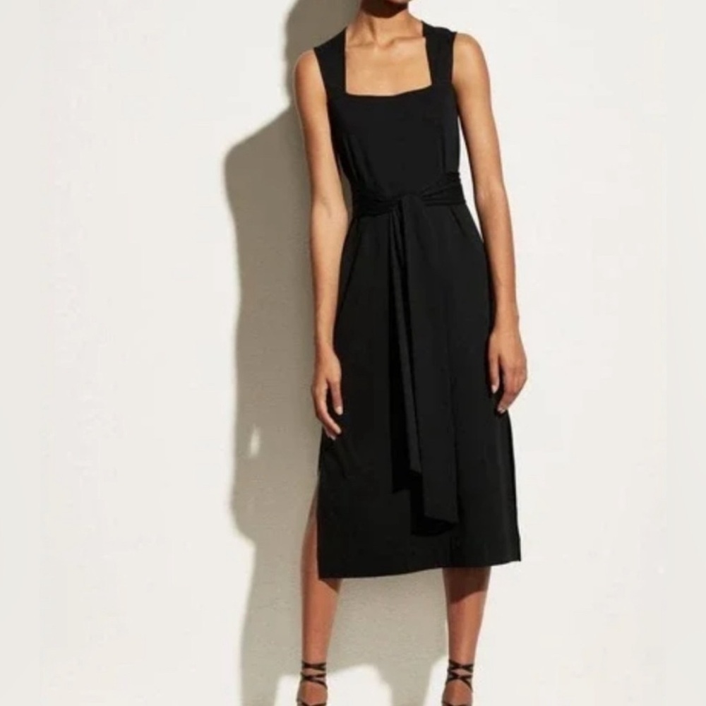 New Vince Square Neck Pima Cotton Midi Dress in black. Size M